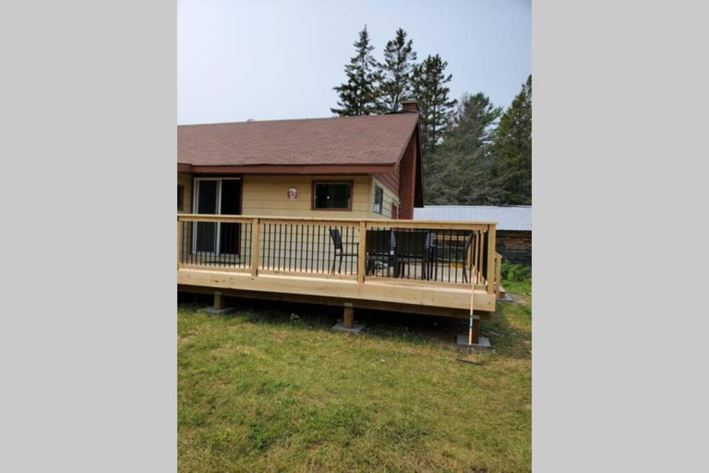 South Baymouth Michaels Bay Getaway On Manitoulin Islandヴィラ エクステリア 写真