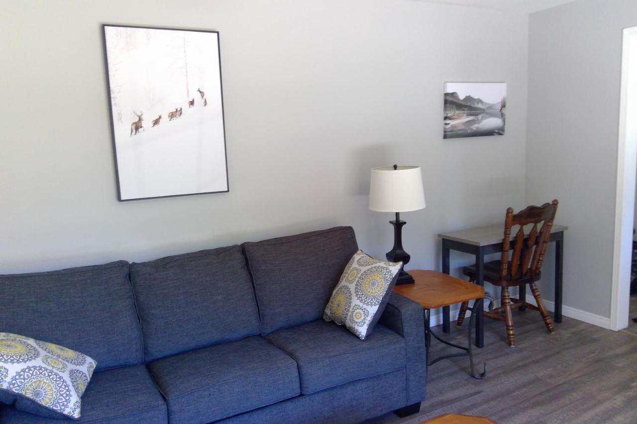 South Baymouth Michaels Bay Getaway On Manitoulin Islandヴィラ エクステリア 写真